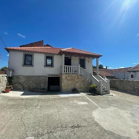 カルバジーニョ Casa O Castanoヴィラ エクステリア 写真