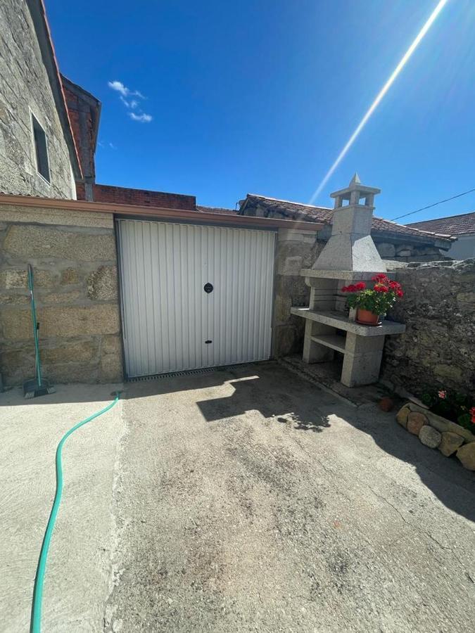 カルバジーニョ Casa O Castanoヴィラ エクステリア 写真